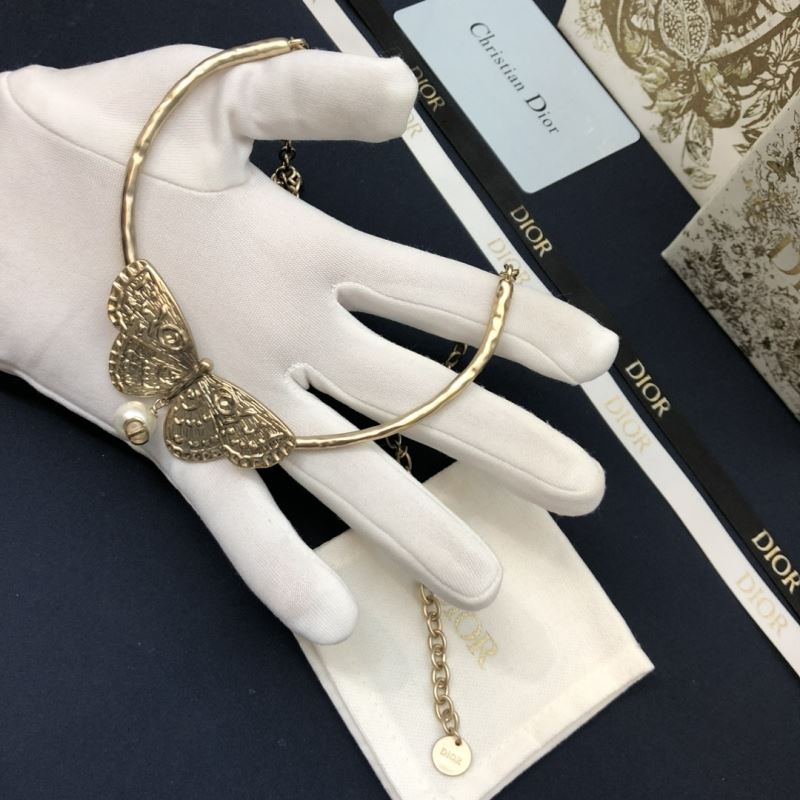 chr1st1an D10r bracelets